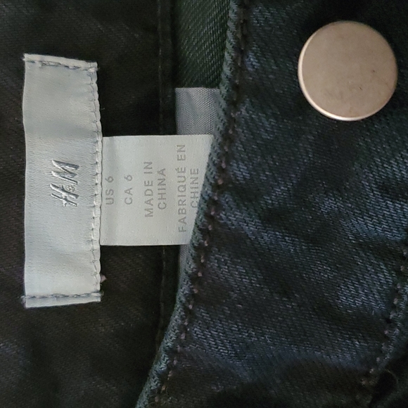 NWOT! H&M Mom High ankle Jeans - Picture 2 of 12